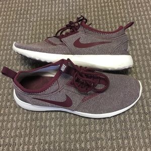 burgundy tennis shoes nike